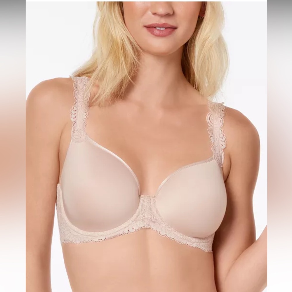Wacoal Vivid Encounter Lace Accent Bra in Nude Underwire